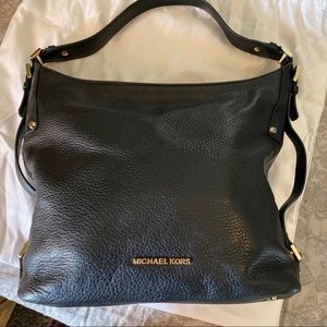 Black pebble leather Michael Kors shoulder purse
